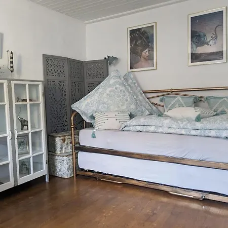 Kleine - Ganzes Stadthaeuschen Fuer Gruppen Familien Oder Nur Zu Zweit Apartman
